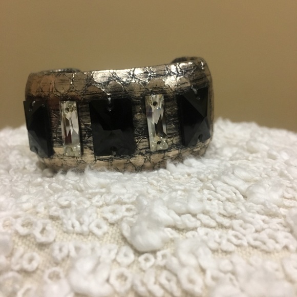 Cole Haan Leather Cuff With Swarovski Elements - Picture 4 of 4